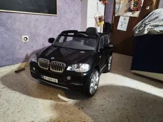 Coche eléctrico infantil BMW X5