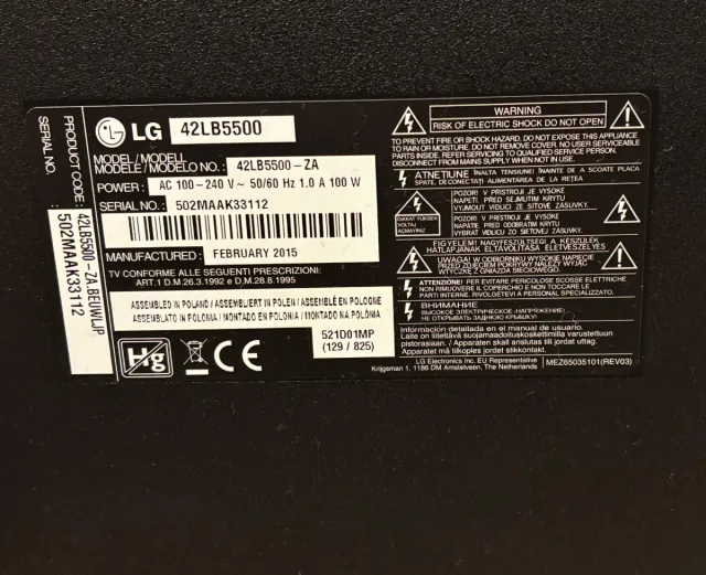 TV LG 42 pulgadas. Patas incluidas