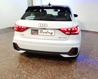 Audi A1 30 TFSI 110cv Adrenalin