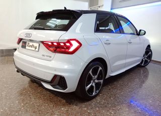 Audi A1 30 TFSI 110cv Adrenalin