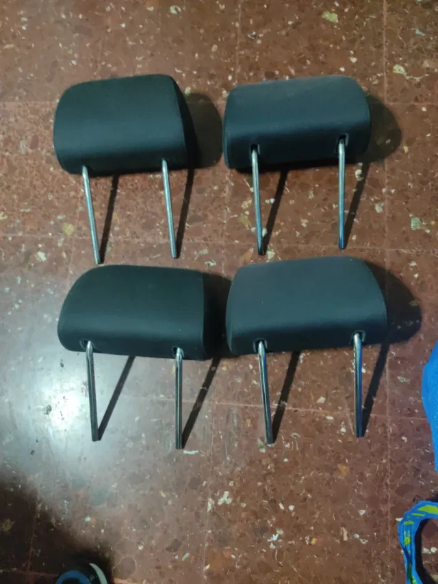 Apoyacabezas Audi A4 B5 1998 (4 uds)