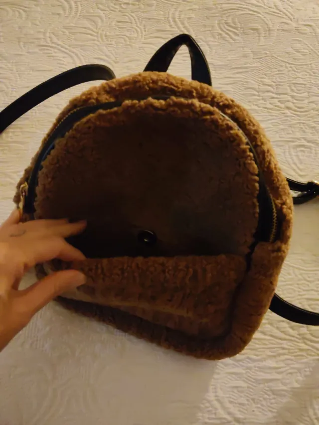 Bolso peluche marrón Parfois