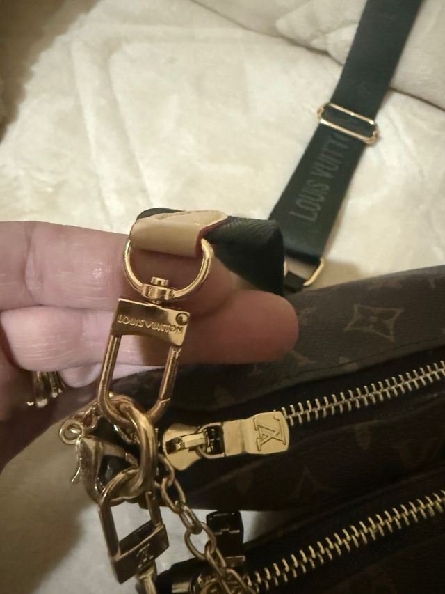 Borsa Louis Vuitton tracolla regolabile