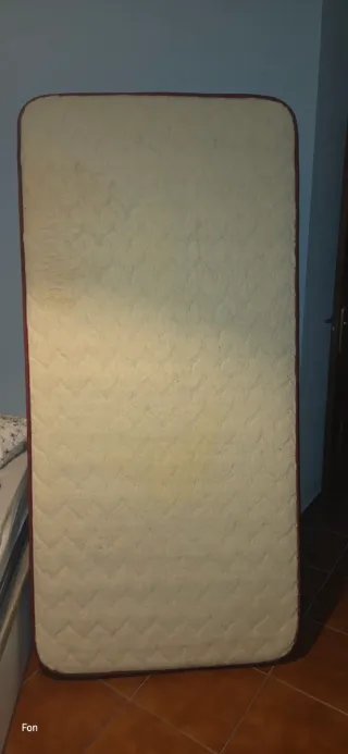 Somier de láminas y colchón