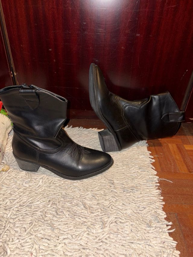 Botas vaqueras negras