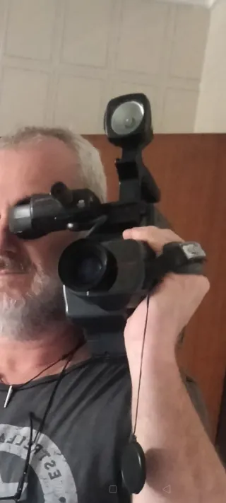 Videocámara Hitachi VM-2400E VHS