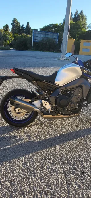 REESTRENO Yamaha MT-09 SP 2023 - 2600 km