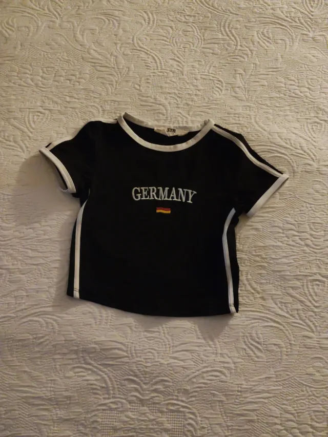 Camiseta Bershka negra Alemania