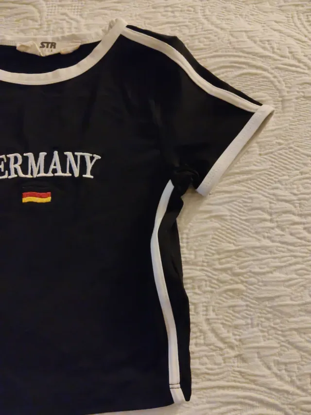 Camiseta Bershka negra Alemania
