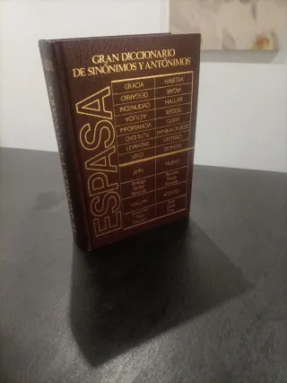 Diccionario De Sinonimos Y Antonimos