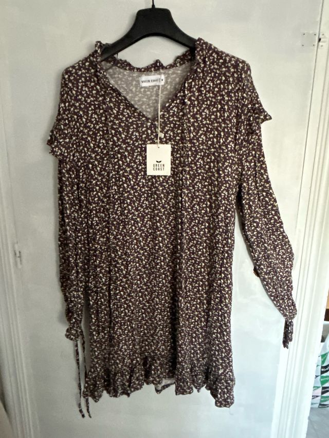 Vestido Green Coast floral  NUEVO CON ETIQUETAS