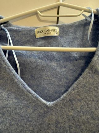 Jersey azul cuello pico talla XS