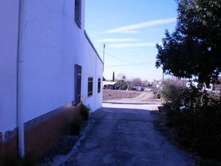 Terreno en venta en Cabra