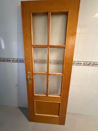 4 PUERTAS MADERA MACIZAS