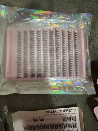 Ciglia finte Em nere