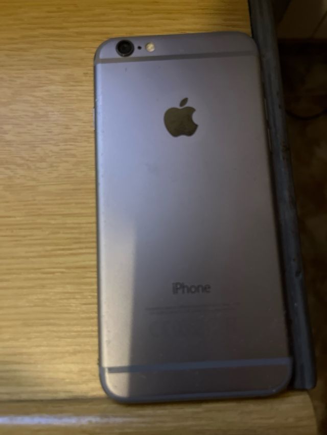 Móvil Apple Negro/Plateado