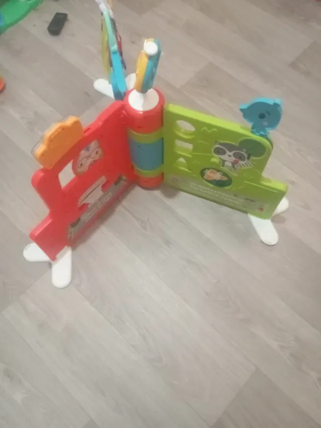 Libro actividades infantil para bebés