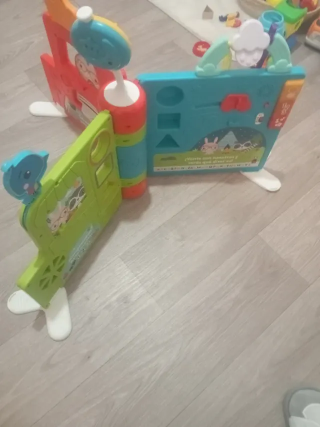 Libro actividades infantil para bebés