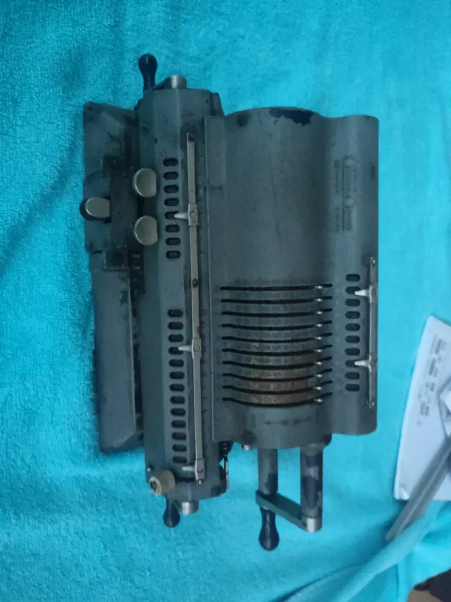 Calculadora Vintage Mecánica