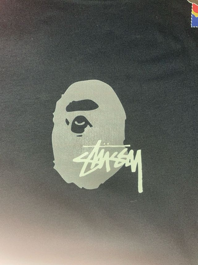 Camiseta BAPE x Stussy