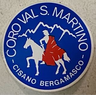 8 adesivi: Lavazza, Studio Zeta, l’eco di Bergamo