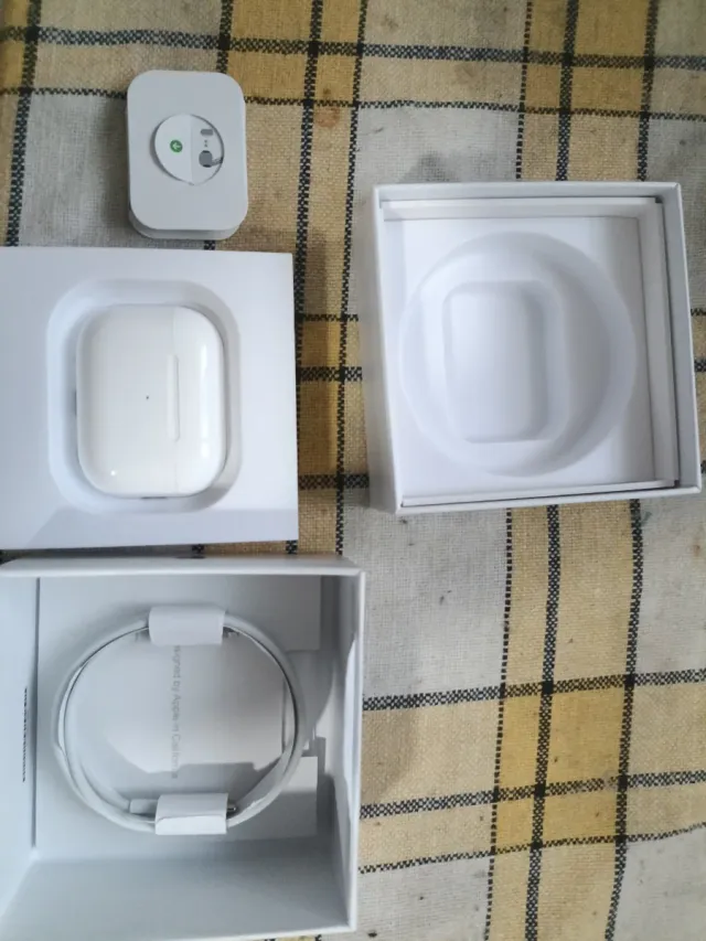 Cascos inalámbricos Apple blancos
