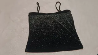 Top velluto nero ricoperto di strass. tg. M