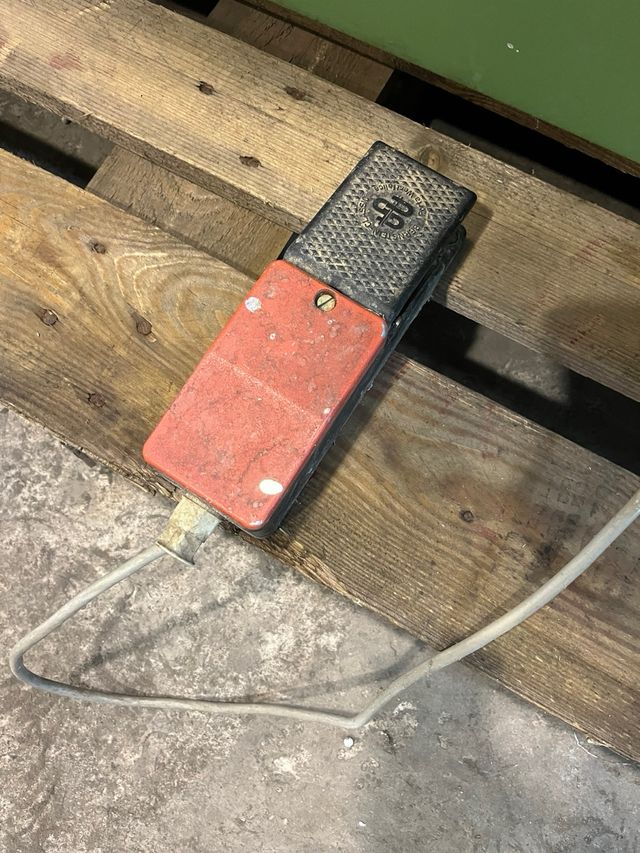 Cosedora de chapa Kuper FWJ 920