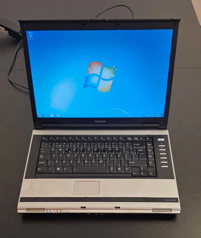 Portátil Toshiba Satellite A110-180