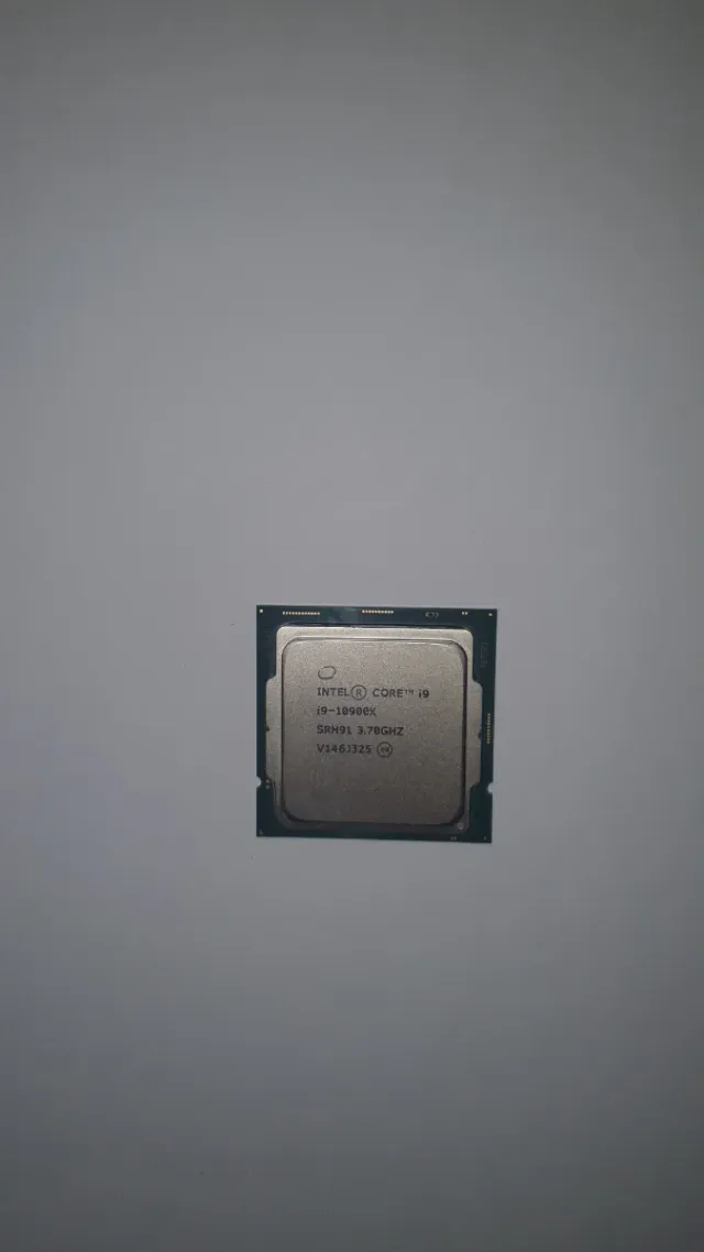 Intel Core i9-10900K 3.70GHz a 5.30GHz ALTA GAMA