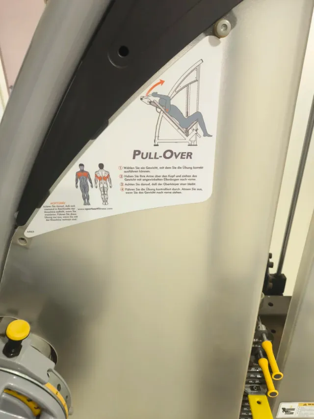 Máquinas gimnasio SportsArt Pullover