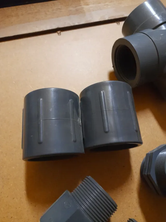 Lote piezas PVC presión
