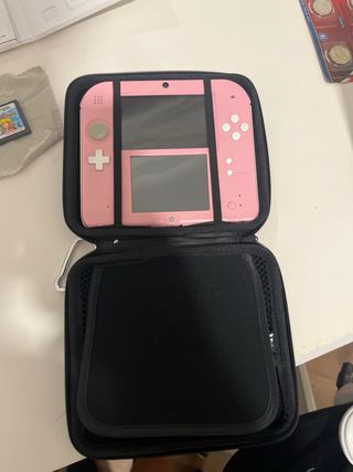 Nintendo 2DS Rosa + 6 Juegos 3DS