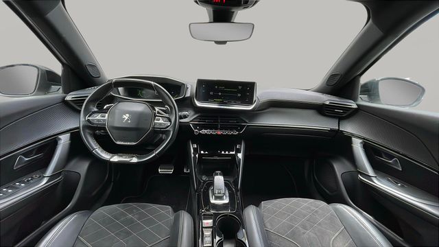 Peugeot 2008 PureTech 155 S&S GT EAT8 115 kW (155 CV)