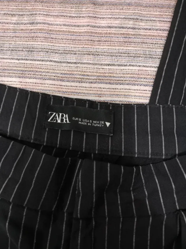 Pantalón Zara rayas mujer negro