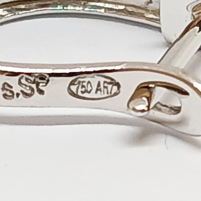 Pendientes Oro Blanco Ondulados Brillantes