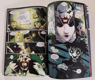 BATMAN ARKHAM RENACIDO (DC Cómics)