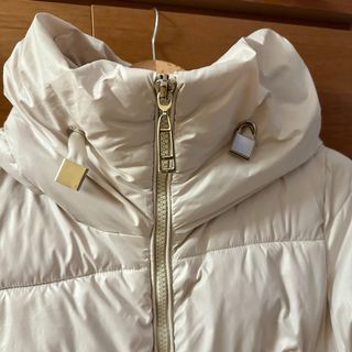 Cazadora acolchada beige