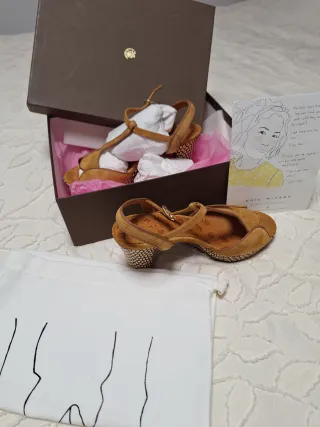 Sandalias de tacón con estampado