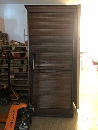 Mueble archivador madera antiguo persiana
