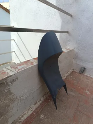 Colín Fibra Café Racer