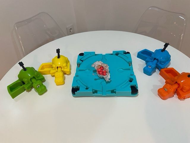 Juego de mesa Tragabolas Elefun & Friends