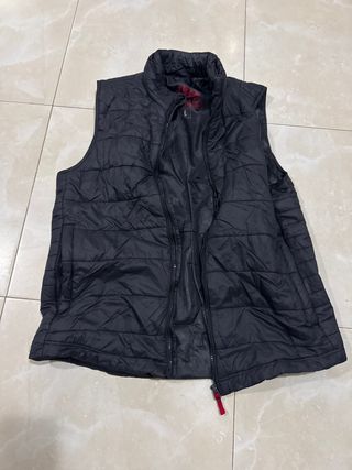 Chaleco acolchado negro talla L