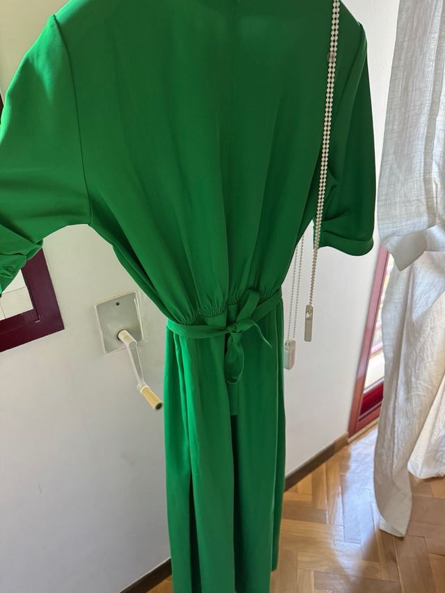 Vestido verde Mango