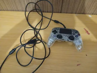 Mando PS4 Transparente Azul LED