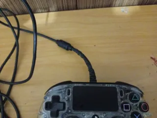 Mando PS4 Transparente Azul LED