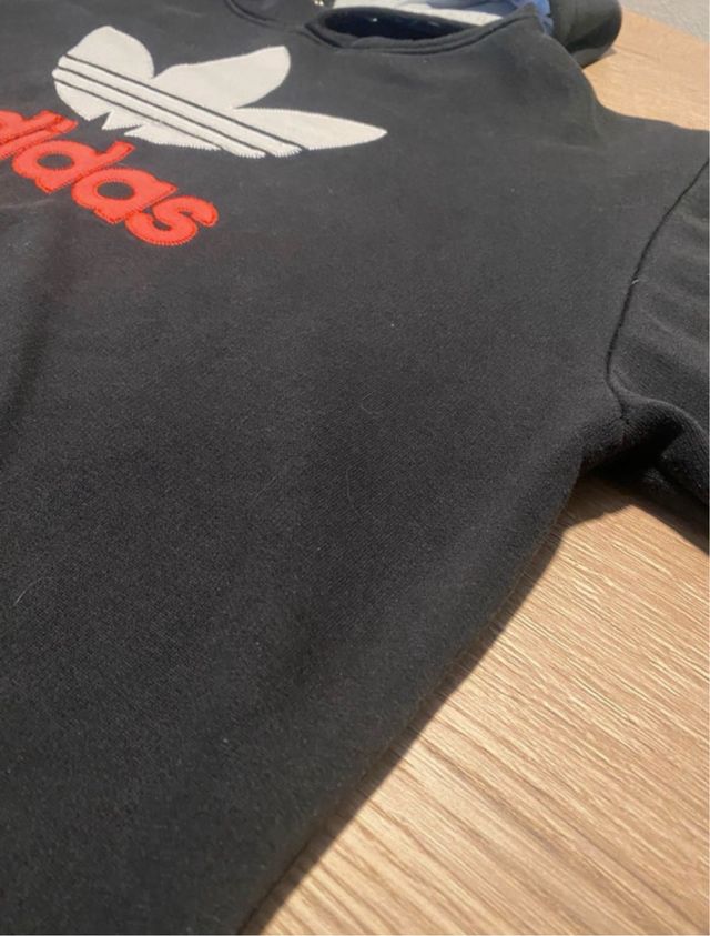 Sudadera Adidas Negra y Roja