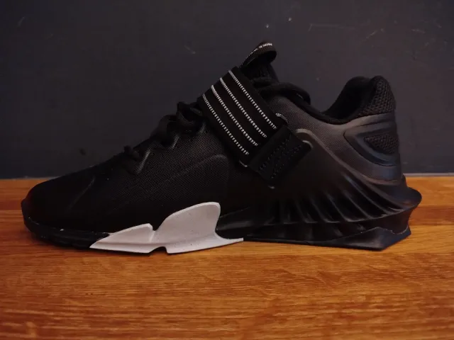 Zapatillas Nike Savaleos  Halterofilia Negras/Bla