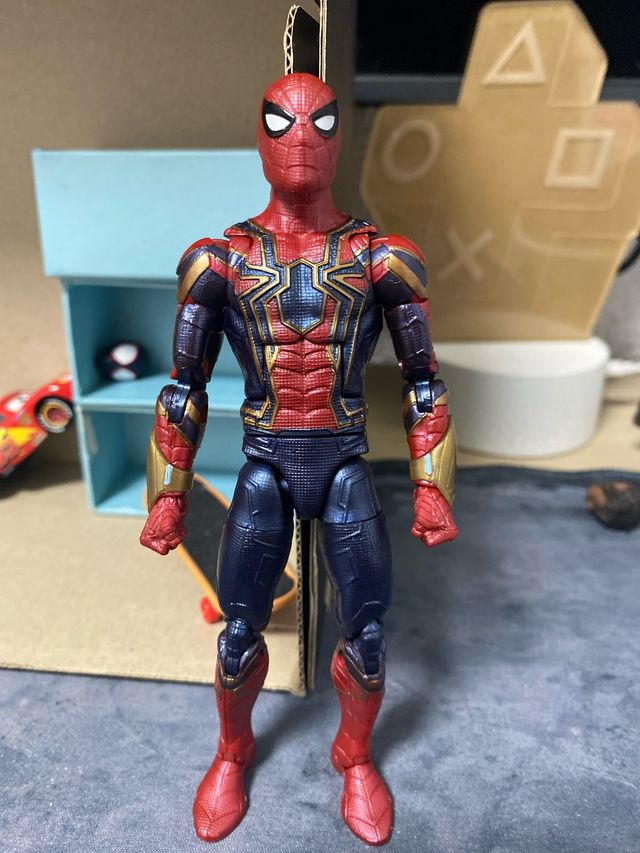 Marvel Legends Figura de Acción