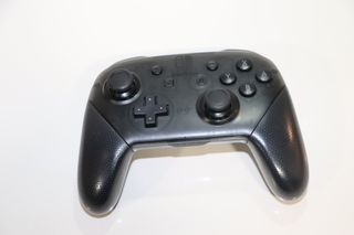 Mando Pro Nintendo Switch Negro